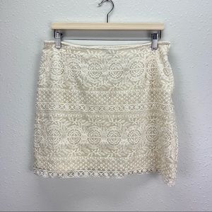 H&M cream lace mini pencil skirt boho bohemian side zipper flat front size M